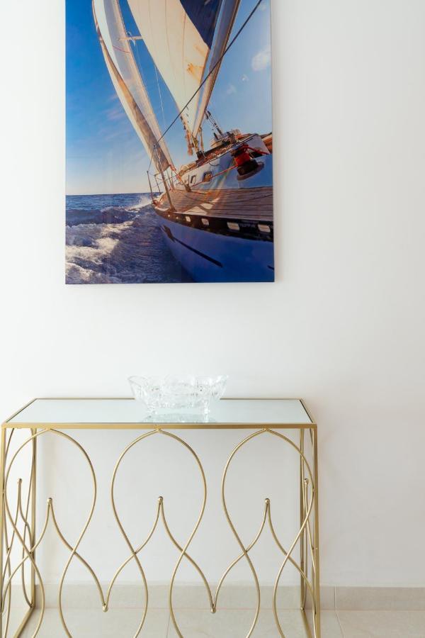 Esmeralda. Lovely And New Apartment Right By The Ocean! Callao Salvaje Εξωτερικό φωτογραφία